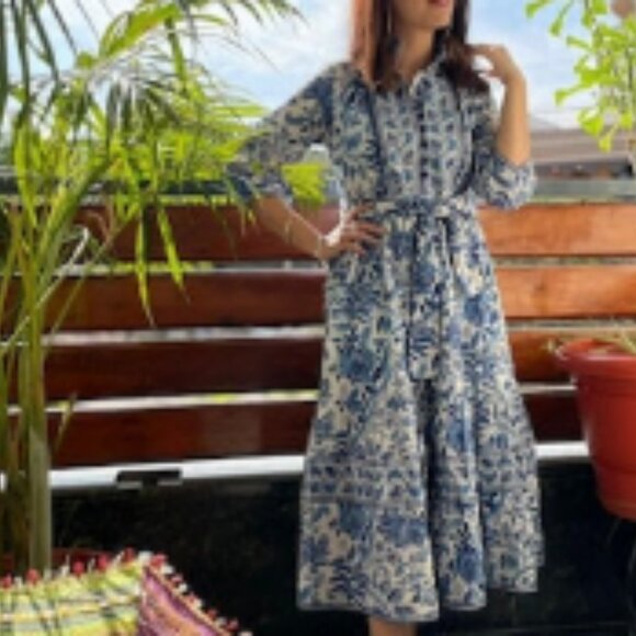 White and Light Blue Patterned Cotton Midi Dress with Removable Belt - Picture 1 of 3